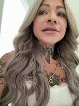Divina X  online show from 30, 6, 2026