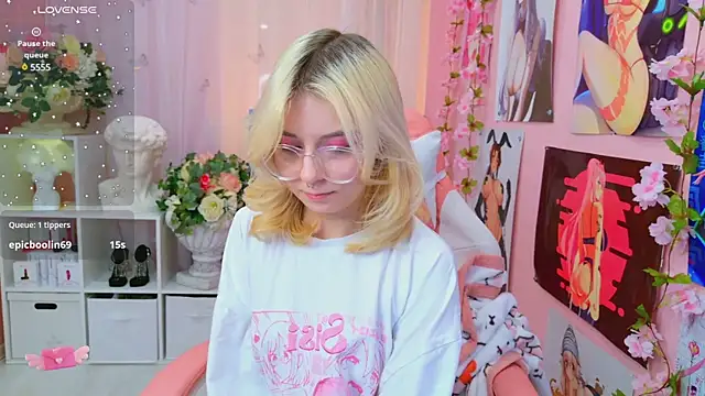 Coconut Mia online show from 18, 1, 2025