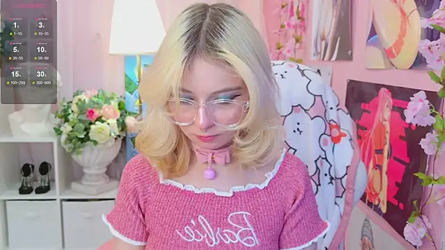 Coconut Mia online show from 21, 1, 2025