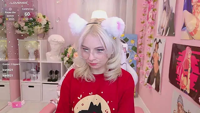 Coconut Mia online show from 2, 2, 2025