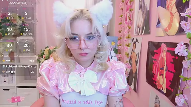 Coconut Mia online show from 4, 2, 2025