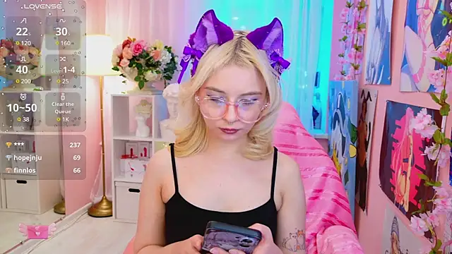 Coconut Mia online show from 21, 2, 2025