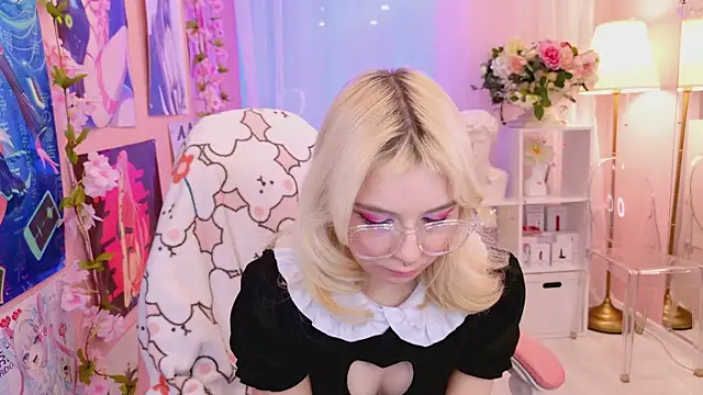 Coconut Mia online show from 10, 3, 2025