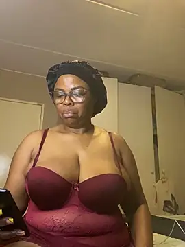 Nomthie online show from 26, 10, 2025