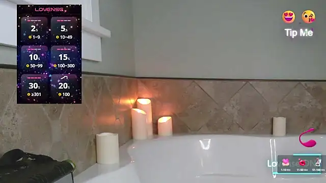 Snapshot of Blondebeauty6996 chatting on 12, 9, 2025 Blondebeauty6996 online show from 12, 9, 2025