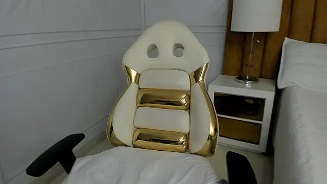 Snapshot of Daphne81_ chatting on 19, 2, 2025 Daphne81  online show from 19, 2, 2025