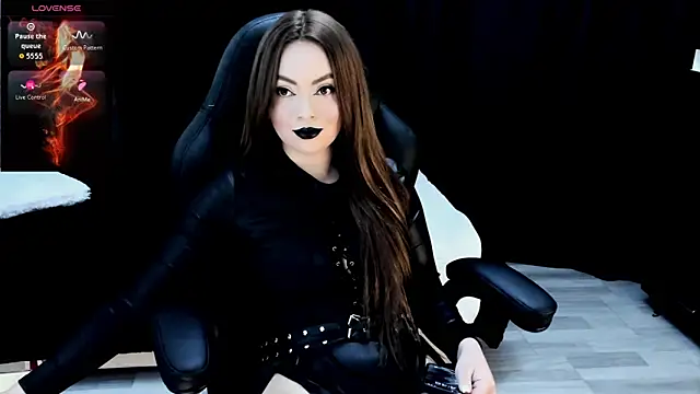 nasty katty  online show from 13, 11, 2025