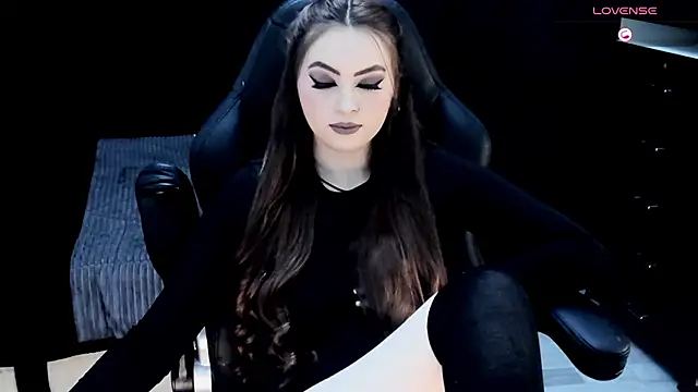 nasty katty  online show from 18, 7, 2026