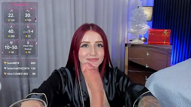 misspaulinaa online show from 27, 12, 2024