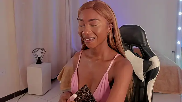 SavannahWildee online show from 16, 1, 2025