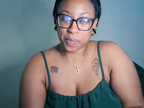 Snapshot of Nyxie_Chaos chatting on 21, 7, 2026 Nyxie Chaos online show from 21, 7, 2026