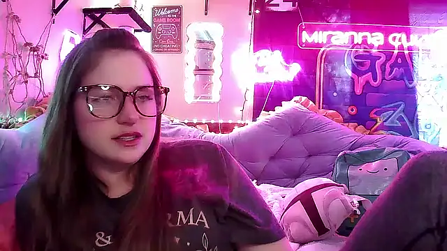 mirannacult online show from 5, 1, 2025