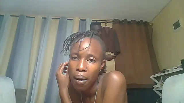 Snapshot of likys123 chatting on 31, 10, 2025 likys123 online show from 31, 10, 2025