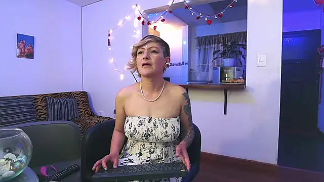 Maria fernandaxxx  online show from 21, 2, 2025