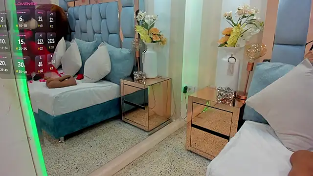 karina mason online show from 24, 10, 2025