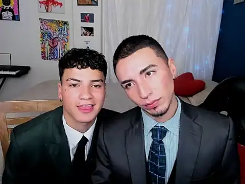 Snapshot of sweet_boys_xx chatting on 5, 3, 2025 sweet boys xx online show from 5, 3, 2025