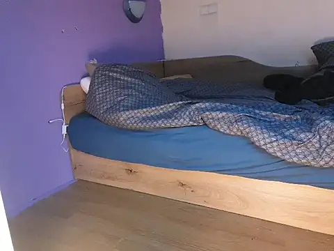 eblata04 online show from 20, 3, 2025