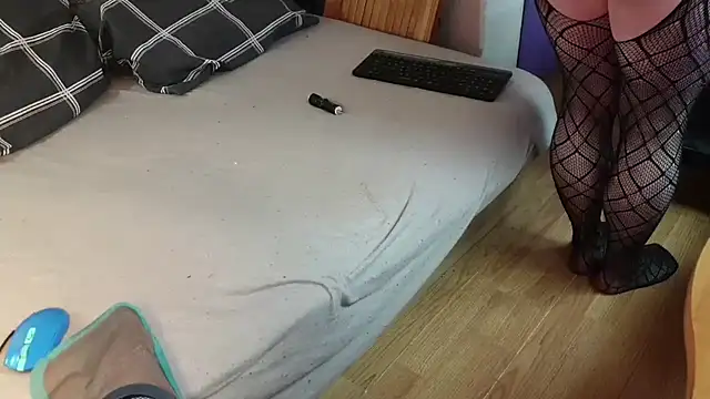 eblata04 online show from 2, 12, 2025