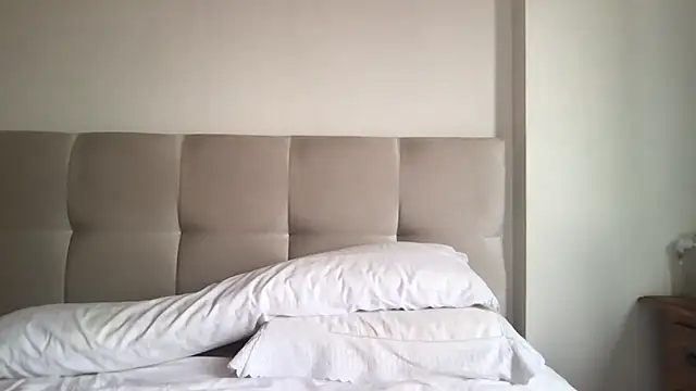 paolajonez online show from 3, 12, 2024