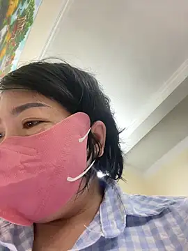 Snapshot of Hachi_Sweetbabie_ chatting on 11, 9, 2025 Hachi Sweetbabie online show from 11, 9, 2025