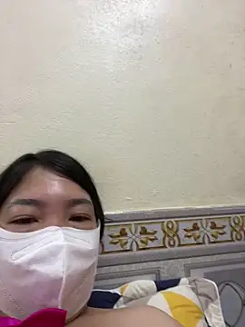 Snapshot of Hachi_Sweetbabie_ chatting on 17, 10, 2025 Hachi Sweetbabie online show from 17, 10, 2025