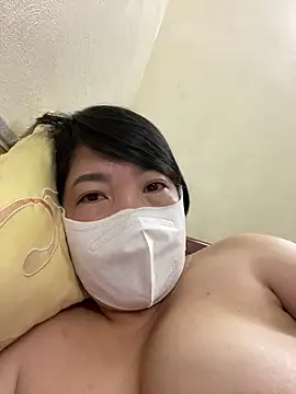 Snapshot of Hachi_Sweetbabie_ chatting on 26, 11, 2025 Hachi Sweetbabie online show from 26, 11, 2025