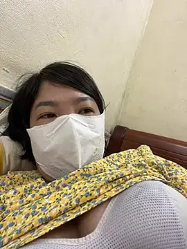 Hachi Sweetbabie  online show from 2, 3, 2026