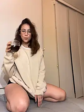 Snapshot of juanasnz99 chatting on 3, 1, 2025 juanasnz99 online show from 3, 1, 2025