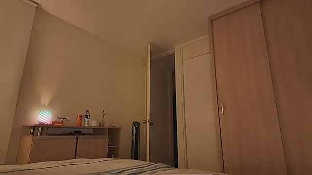 Snapshot of juanasnz99 chatting on 6, 2, 2026 juanasnz99 online show from 6, 2, 2026