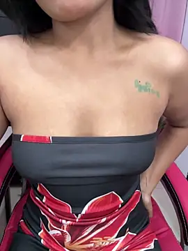 Snapshot of LeisyXO chatting on 10, 2, 2026 LeisyXO online show from 10, 2, 2026