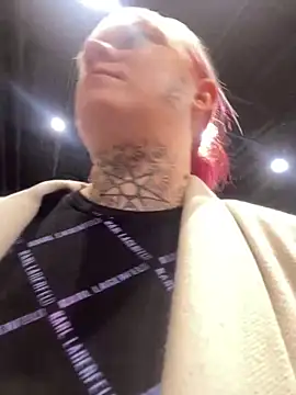 poussichienne online show from 20, 12, 2024