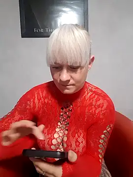 poussichienne online show from 12, 9, 2025