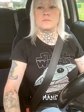 poussichienne online show from 7, 10, 2025