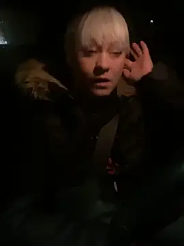 poussichienne online show from 19, 2, 2026