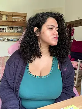 Curvydesifromgermany online show from 10, 4, 2026