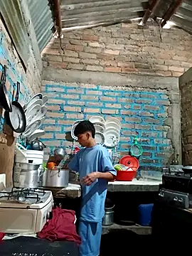 Lukas strong online show from 10, 9, 2025