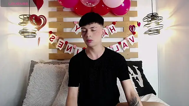 Steev Novoa online show from 8, 2, 2025