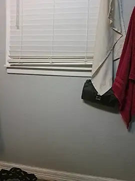 Snapshot of bigdickdaddy2184 chatting on 8, 11, 2025 bigdickdaddy2184 online show from 8, 11, 2025