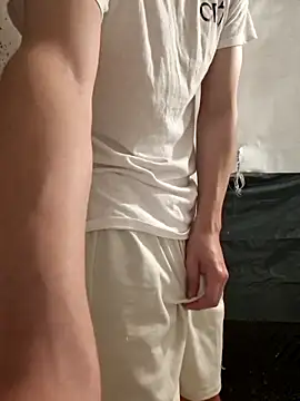 Snapshot of Mrtzz_ chatting on 11, 10, 2025 Mrtzz online show from 11, 10, 2025