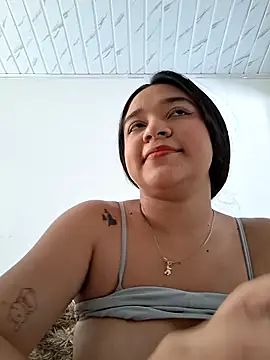 Snapshot of -VICKKY chatting on 10, 6, 2026 -VICKKY online show from 10, 6, 2026