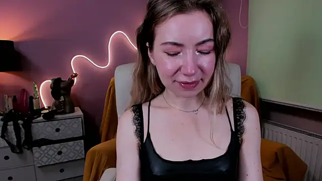 Mia Tasty online show from 19, 9, 2025