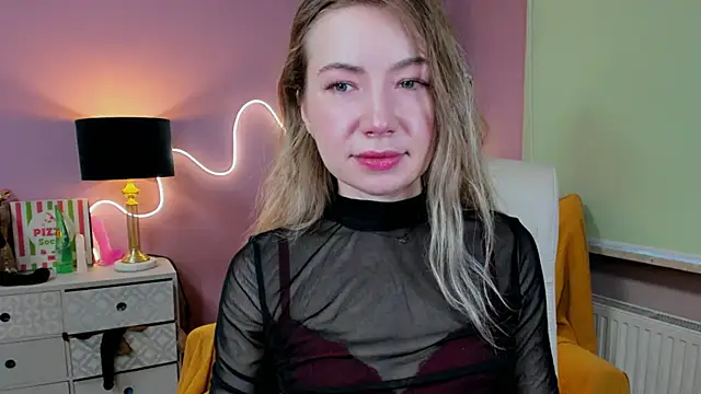 Mia Tasty online show from 12, 11, 2025