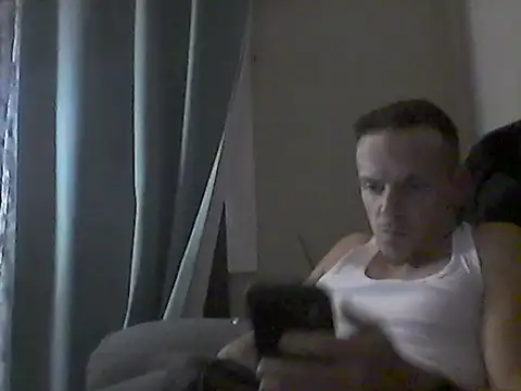 Snapshot of Rollinhard6969 chatting on 1, 2, 2026 Rollinhard6969 online show from 1, 2, 2026