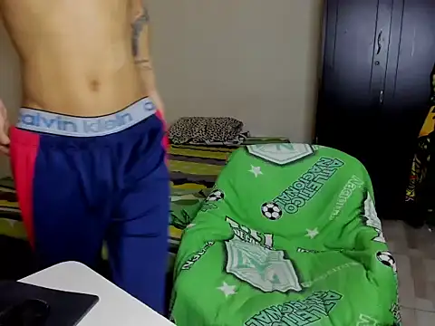 Snapshot of cardrey05 chatting on 28, 2, 2026 cardrey05 online show from 28, 2, 2026