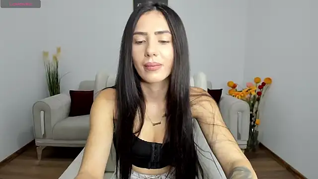 Snapshot of Emmapmg chatting on 2, 1, 2025 Emmapmg online show from 2, 1, 2025