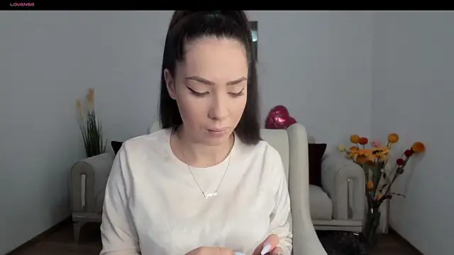 Snapshot of Emmapmg chatting on 26, 2, 2025 Emmapmg online show from 26, 2, 2025