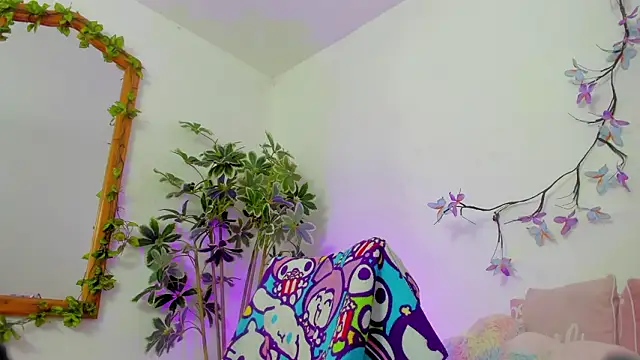 BonnieCute  online show from 2, 2, 2026