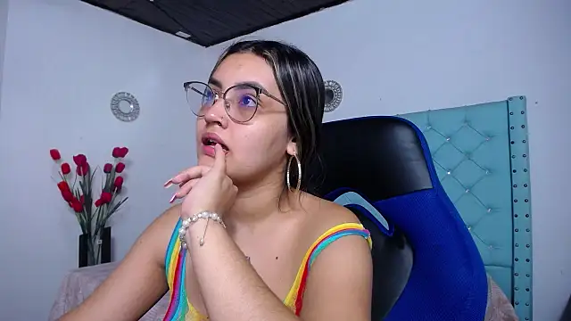 antonella sweetlittle online show from 7, 4, 2026