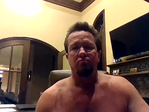 Snapshot of sluttydylan chatting on 11, 1, 2025 sluttydylan online show from 11, 1, 2025
