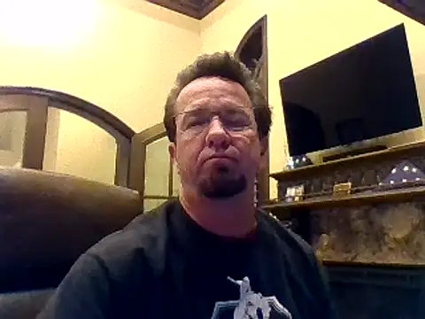 Snapshot of sluttydylan chatting on 12, 2, 2025 sluttydylan online show from 12, 2, 2025